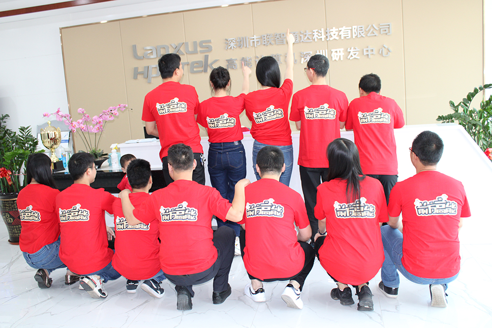【2021開(kāi)門(mén)紅】 “前方高能”預(yù)警 英姿颯爽創(chuàng)未來(lái)(圖3)